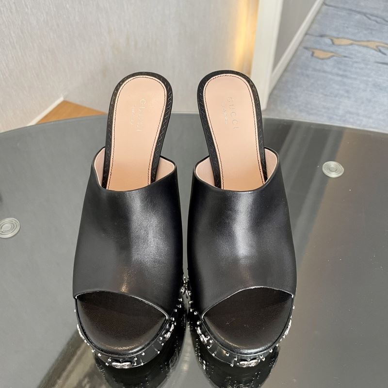 G*u*i high heels